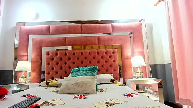 Snapshot of briana_wonder69xxx chatting on 03.15.25 briana wonder69xxx online show from 03.15.25