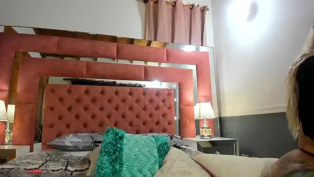 Snapshot of briana_wonder69xxx chatting on 03.20.25 briana wonder69xxx online show from 03.20.25