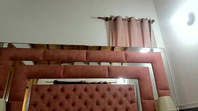 Snapshot of briana_wonder69xxx chatting on 10.17.25 briana wonder69xxx online show from 10.17.25