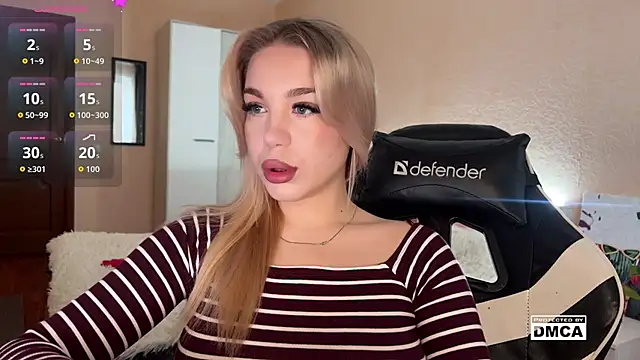 Snapshot of ariashaa chatting on 11.21.25 ariashaa online show from 11.21.25