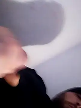 Snapshot of Dnbigo89 chatting on 02.18.25 Dnbigo89 online show from 02.18.25