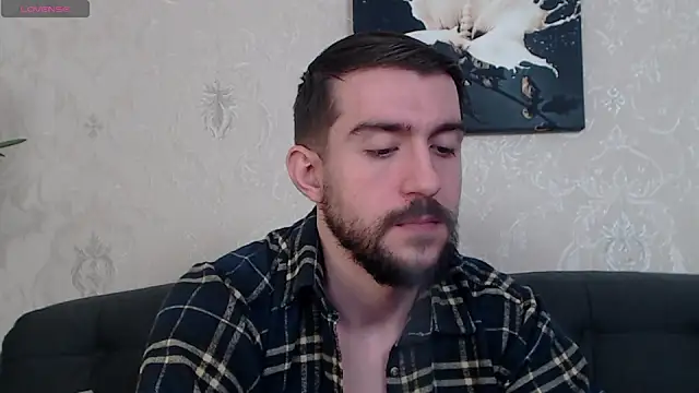 Snapshot of Dylan_Best chatting on 01.05.25 Dylan Best online show from 01.05.25
