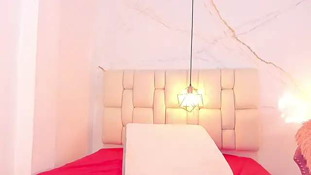 IsiisLovei online show from 01.10.25