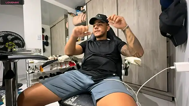 jordylatin20 online show from 11.11.25