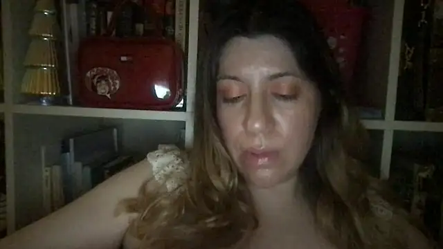 Snapshot of HYPHYtype chatting on 12.30.24 HYPHYtype online show from 12.30.24