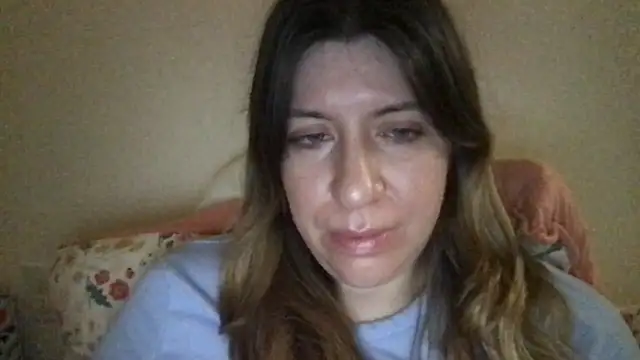 Snapshot of HYPHYtype chatting on 01.04.25 HYPHYtype online show from 01.04.25