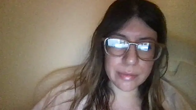 Snapshot of HYPHYtype chatting on 02.15.25 HYPHYtype online show from 02.15.25