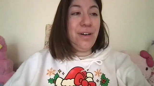 Snapshot of HYPHYtype chatting on 11.20.25 HYPHYtype online show from 11.20.25