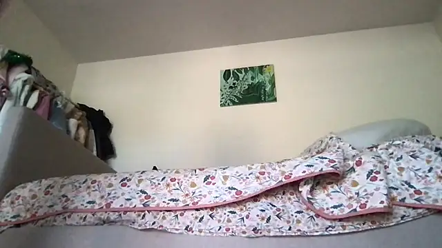 Snapshot of HYPHYtype chatting on 11.30.25 HYPHYtype online show from 11.30.25