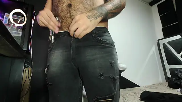 TeddyGominola  online show from 12.15.25