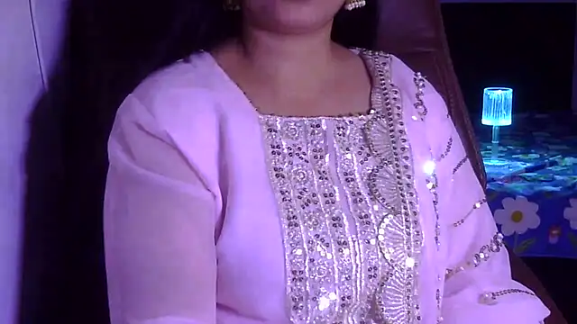 Snapshot of Maalnad_beauty chatting on 09.26.25 Maalnad beauty online show from 09.26.25