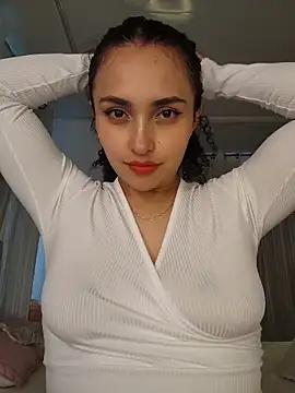 Lucy Marin online show from 03.24.26