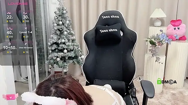 Snapshot of Happy_Kitty chatting on 01.02.25 Happy Kitty online show from 01.02.25