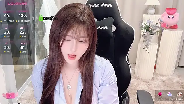 Snapshot of Happy_Kitty chatting on 01.31.25 Happy Kitty online show from 01.31.25