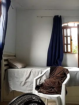 Snapshot of Safadinho2312 chatting on 01.15.26 Safadinho2312 online show from 01.15.26