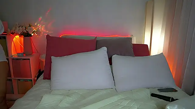 Snapshot of BBWDesire chatting on 12.03.24 BBWDesire online show from 12.03.24