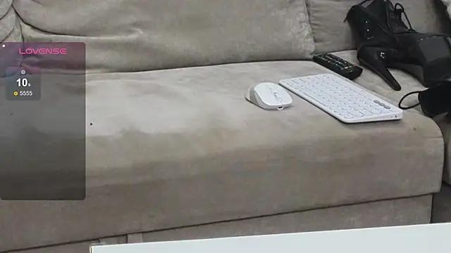 Snapshot of Scout_Avrora chatting on 12.08.24 Scout Avrora online show from 12.08.24