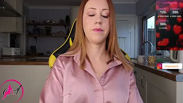 stripmequick online show from 12.04.24