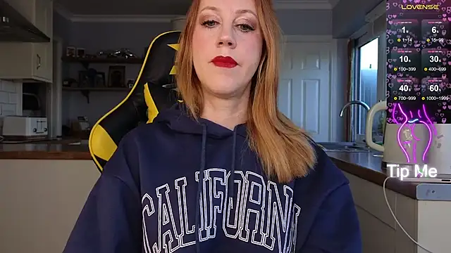 stripmequick online show from 02.06.25