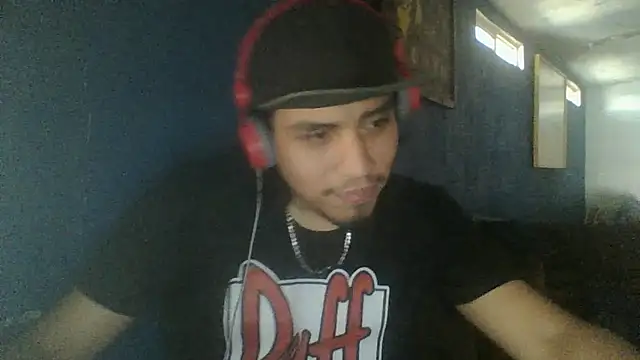 AlexAlejandro13 online show from 10.21.25