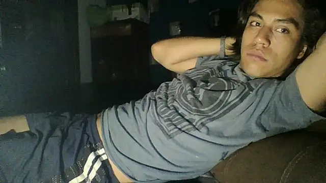 AlexAlejandro13 online show from 05.11.26