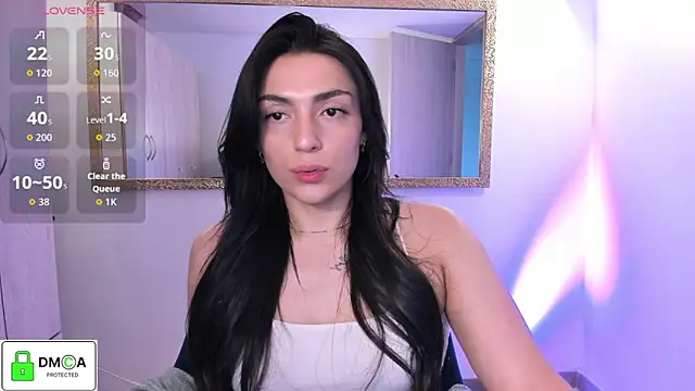 Snapshot of EricaVanderhill chatting on 11.24.25 EricaVanderhill online show from 11.24.25