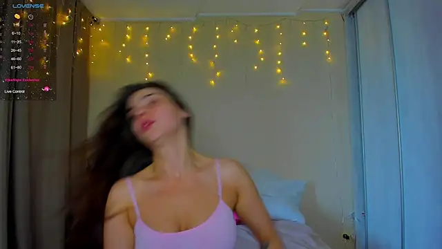 Bella Foryou online show from 02.12.25