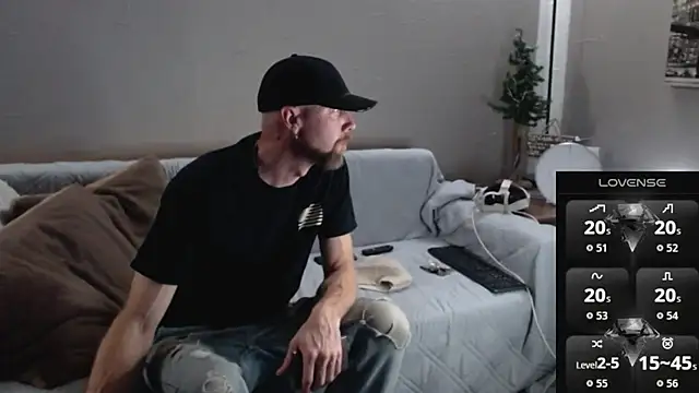 MaxRouger online show from 11.23.25