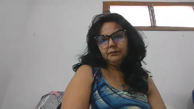 Snapshot of samyjons chatting on 01.19.25 samyjons online show from 01.19.25