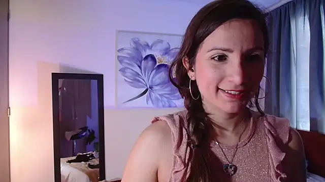 vanessabrown  online show from 03.07.25