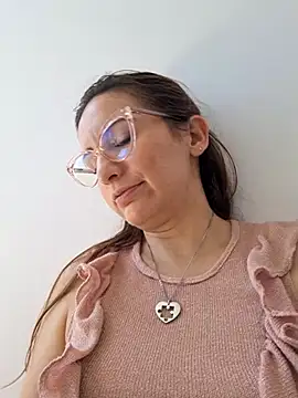 vanessabrown  online show from 06.27.26