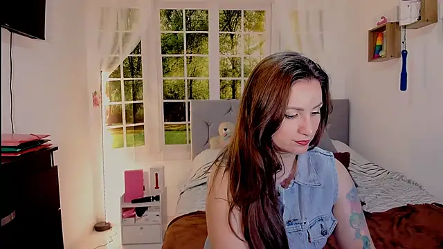 vanessabrown  online show from 06.29.26