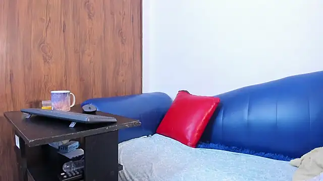 Snapshot of Mature_Skinny chatting on 04.17.26 Mature Skinny online show from 04.17.26