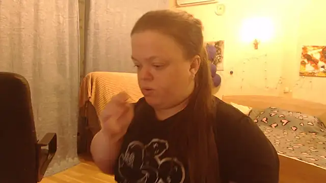 Janiffer MiMi online show from 01.12.25