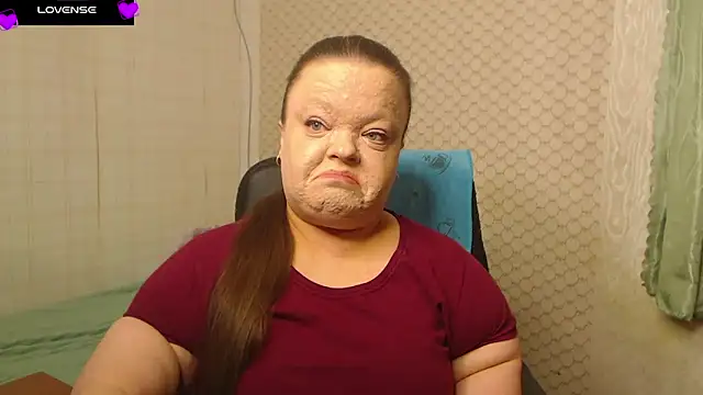 Janiffer MiMi online show from 04.17.26