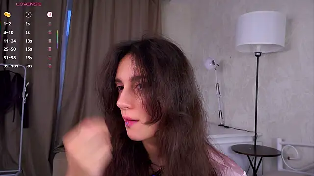 Snapshot of Holla_Molly chatting on 11.10.25 Holla Molly online show from 11.10.25