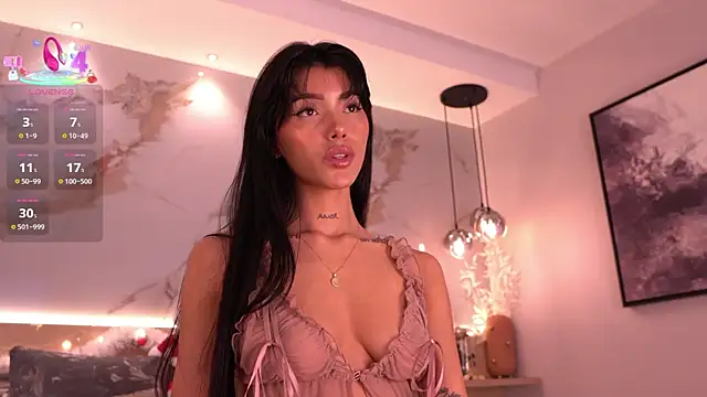 evamoretti online show from 12.13.25