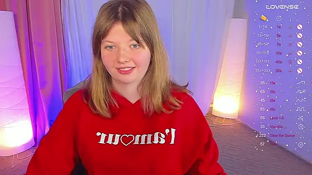 Snapshot of Vivian_cutie chatting on 01.12.25 Vivian cutie online show from 01.12.25