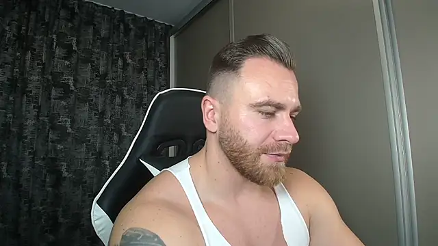 Snapshot of Thori92 chatting on 12.04.24 Thori92 online show from 12.04.24