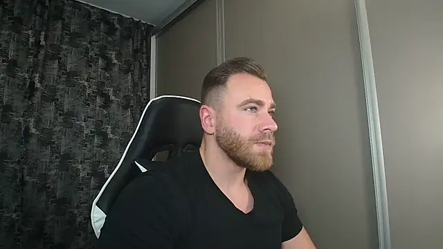 Snapshot of Thori92 chatting on 12.07.24 Thori92 online show from 12.07.24