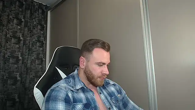 Snapshot of Thori92 chatting on 03.03.25 Thori92 online show from 03.03.25