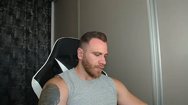 Snapshot of Thori92 chatting on 06.09.26 Thori92 online show from 06.09.26