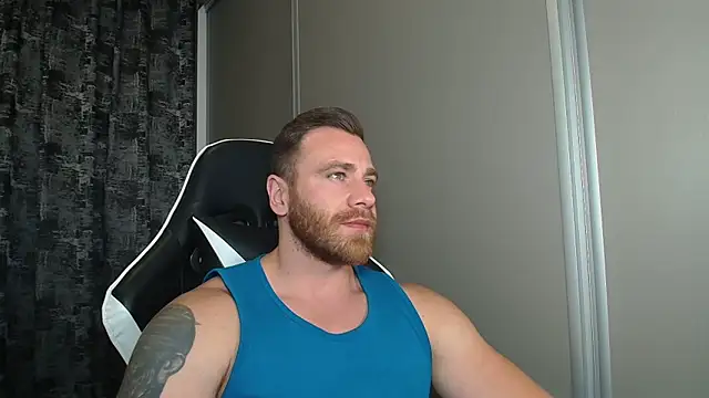 Snapshot of Thori92 chatting on 06.17.26 Thori92 online show from 06.17.26