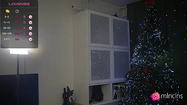 Snapshot of melanielwithu chatting on 01.09.26 melanielwithu online show from 01.09.26