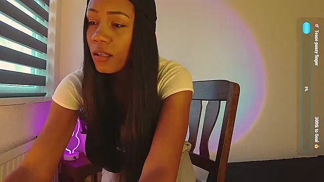 Therainqueen online show from 12.02.24