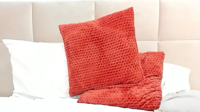 Snapshot of Sunshine_Eva chatting on 01.05.25 Sunshine Eva online show from 01.05.25