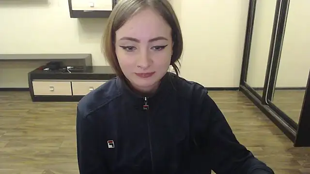 Laralianna online show from 12.13.24