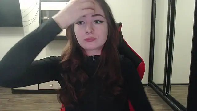 Laralianna online show from 02.09.25