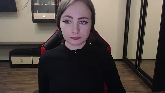 Laralianna online show from 03.02.25