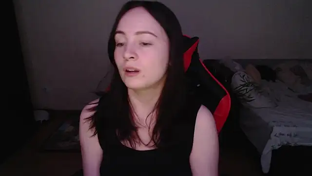 Laralianna online show from 11.11.25